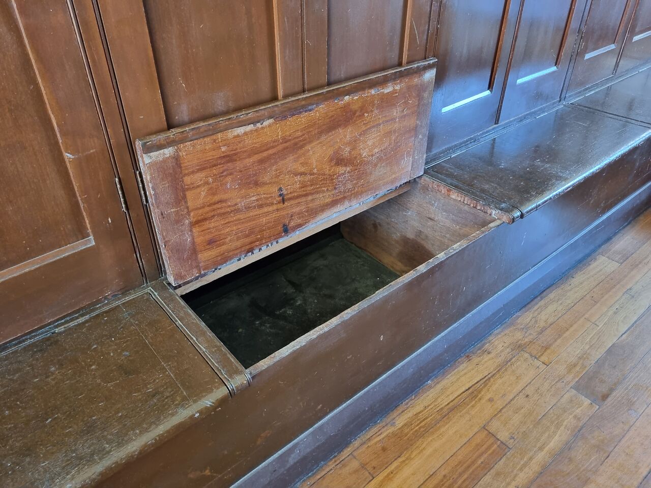 File:20251027 125933.jpg