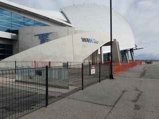 Areas of weak wharf (around the Welcome Walls) now properly out of bounds…