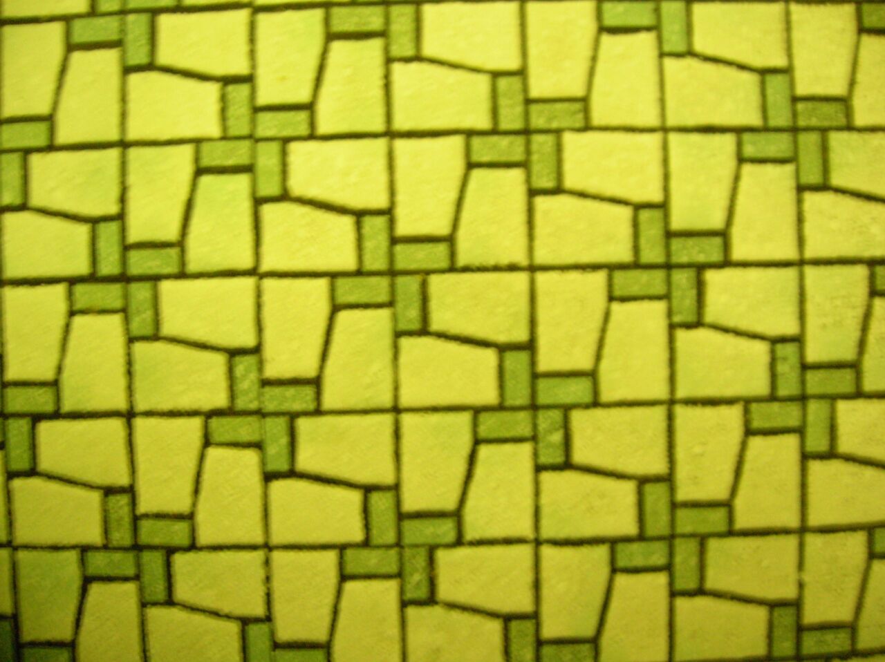 File:Yellow tiles at bowls.jpg
