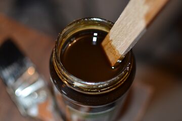 Dissolved shellac