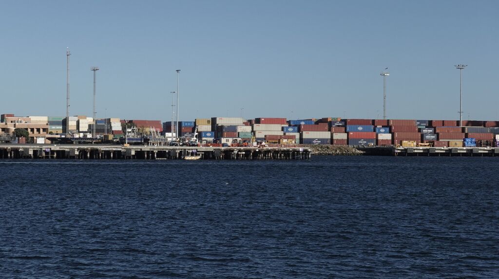 File:White Landing 2025.JPG