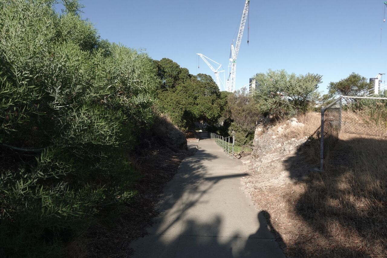 File:SAM09422.JPG