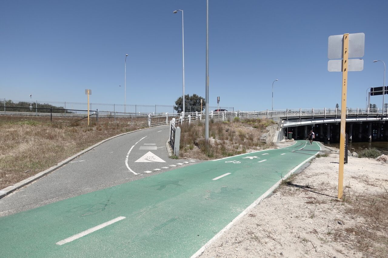 File:2026-10-13 Canning Bridge 007.JPG