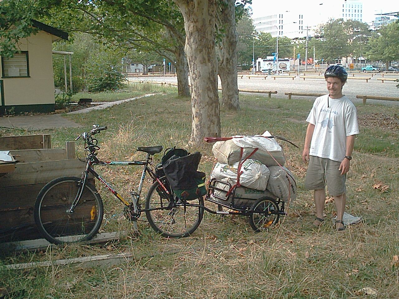 File:Bike-trailer.3.jpg