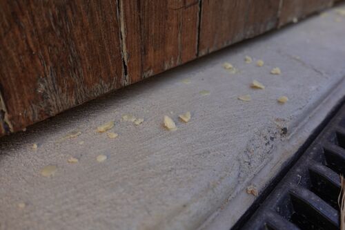 As it cooled down, chucks fell off the rag.