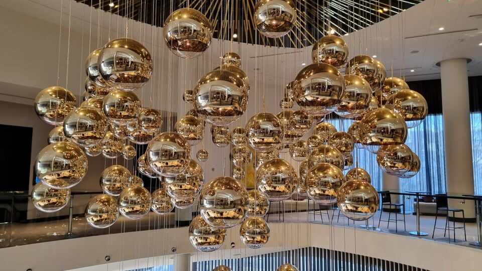 Shiny hanging things